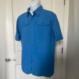 Under Armour AllSeasonGear Fishing Shirt Men’s L Button Up Blue Short Sleeve